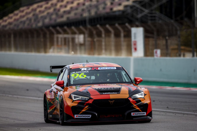 Bild: Mikel Azcona - Volcano Motorsport - Cupra Leon (II) TCR