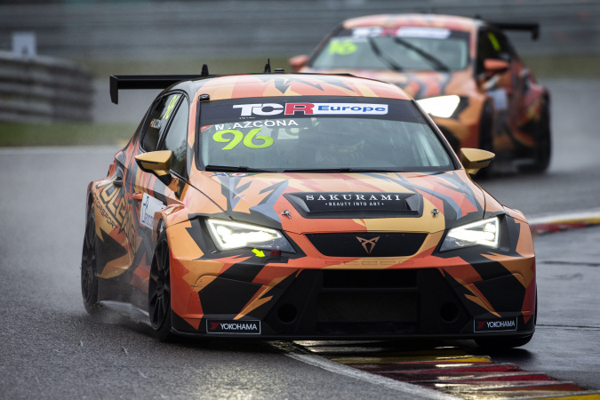 Bild: Mikel Azcona - Volcano Motorsport - Cupra Leon TCR