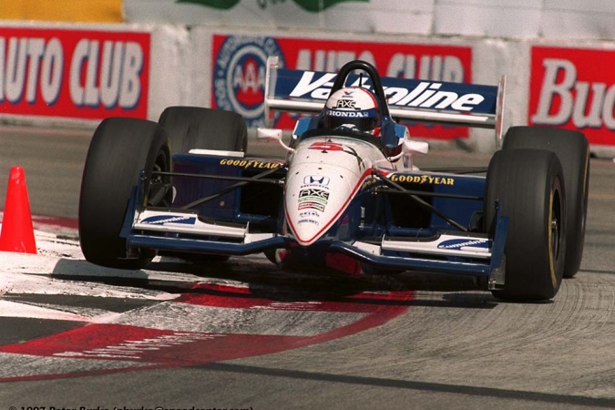 Bild: Gil de Ferran - Walker Racing - Reynard 97i - Honda
