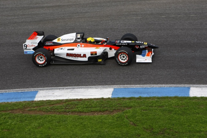 Bild: Luis Jorge Sá Silva - Zele Racing - Lola B05/52 - Zytek (2013)