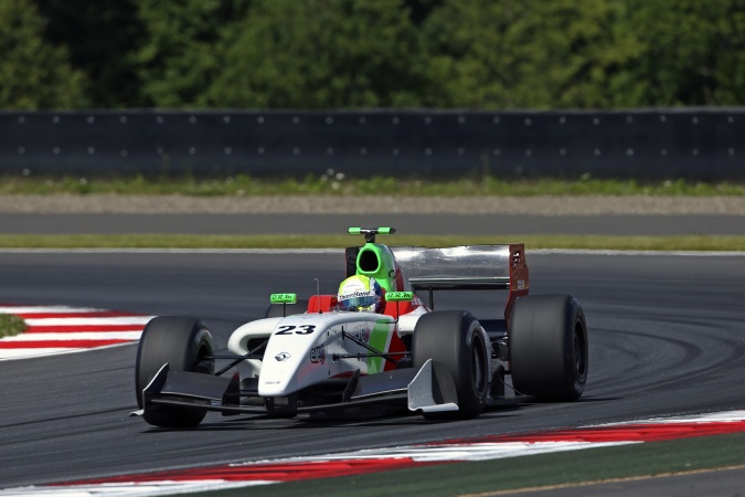 Bild: William Buller - Zeta Corse - Dallara FR35-12 - Renault