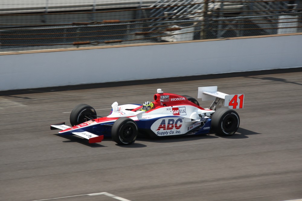 Jacques Lazier - A.J. Foyt Enterprises - Dallara IR-05 - Honda