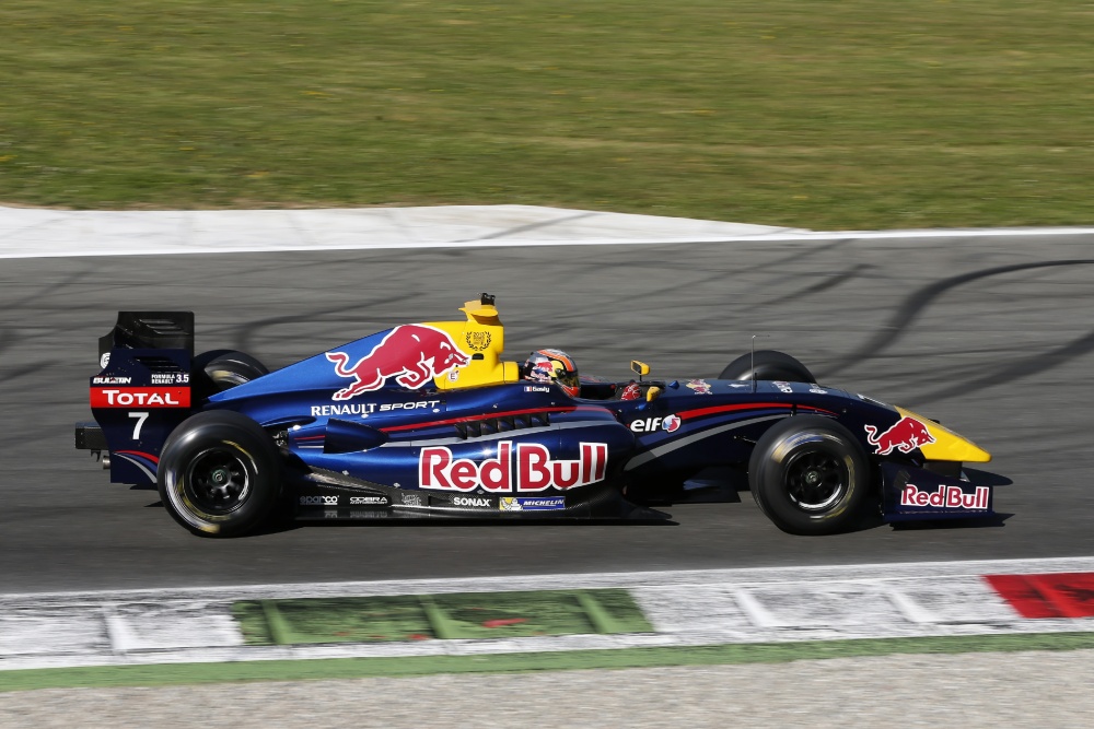 Pierre Gasly - Arden International - Dallara FR35-12 - Renault