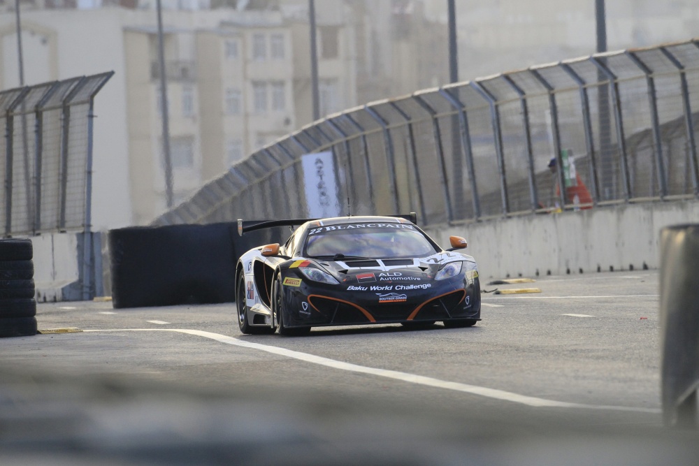Stoffel Vandoorne - Boutsen Ginion Racing - McLaren MP4-12C GT3
