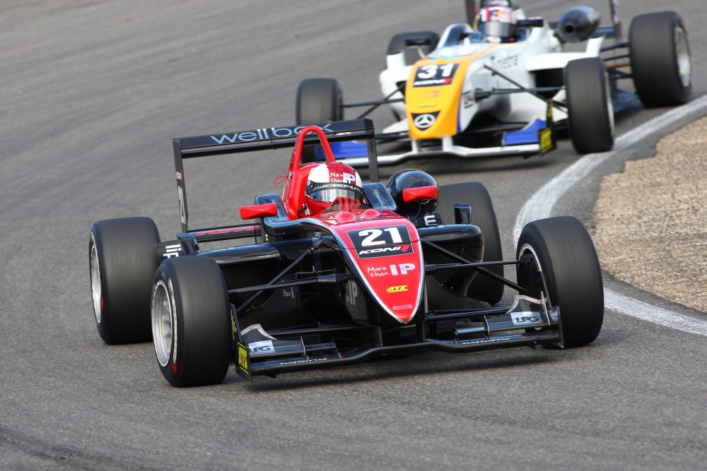 Richard Philippe - Carlin Motorsport - Dallara F308 - AMG Mercedes