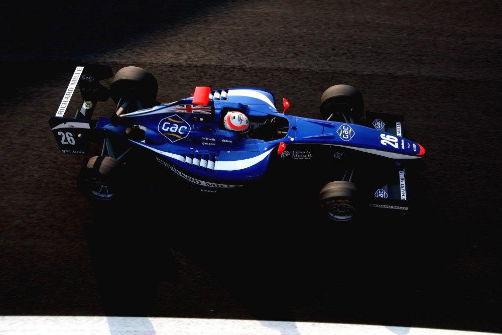 Alex Brundle - Carlin Motorsport - Dallara GP3/10 - Renault