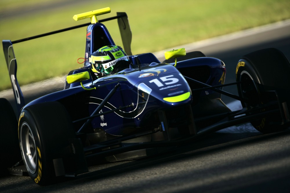 Callum MacLeod - Carlin Motorsport - Dallara GP3/10 - Renault