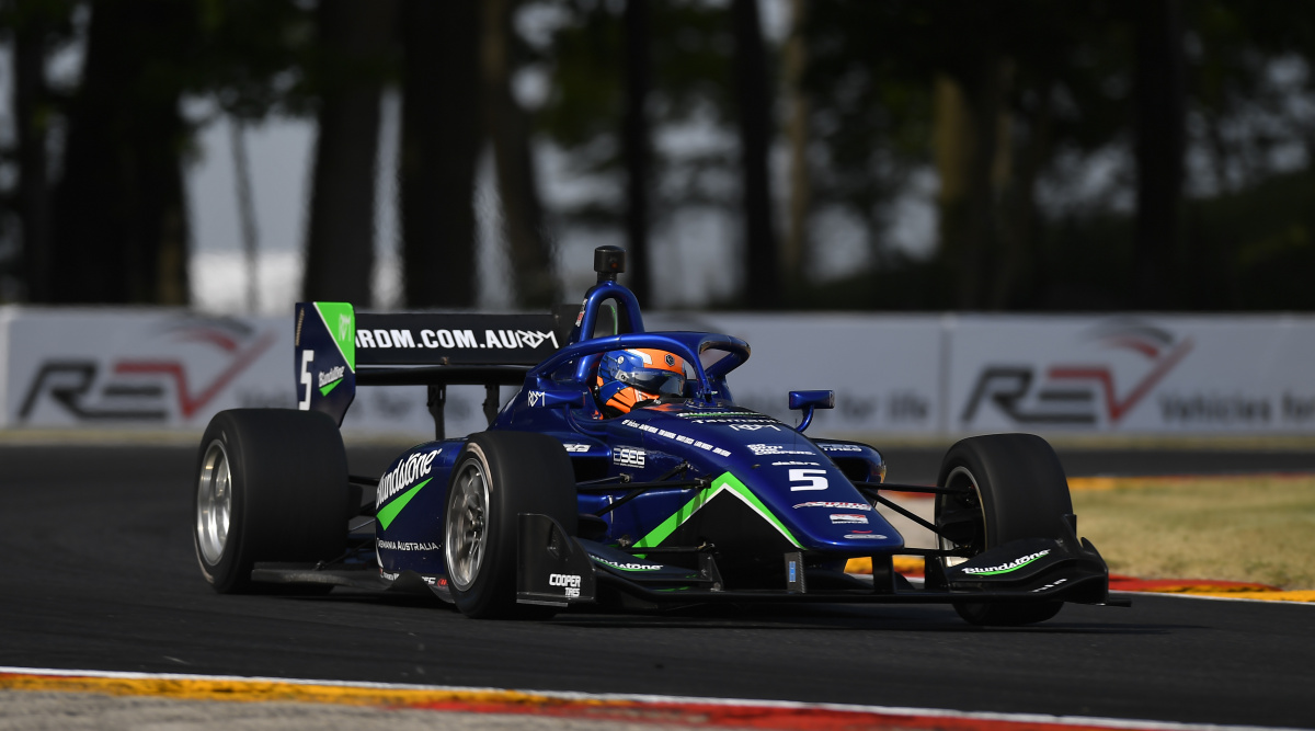 Alexander Peroni - Carlin Motorsport - Dallara IL15 - Mazda