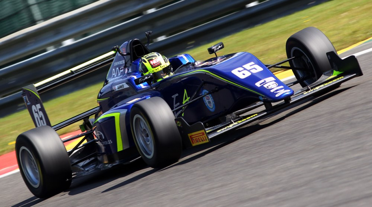 Enaam Ahmed - Carlin Motorsport - Tatuus MSV F3-016 - Cosworth