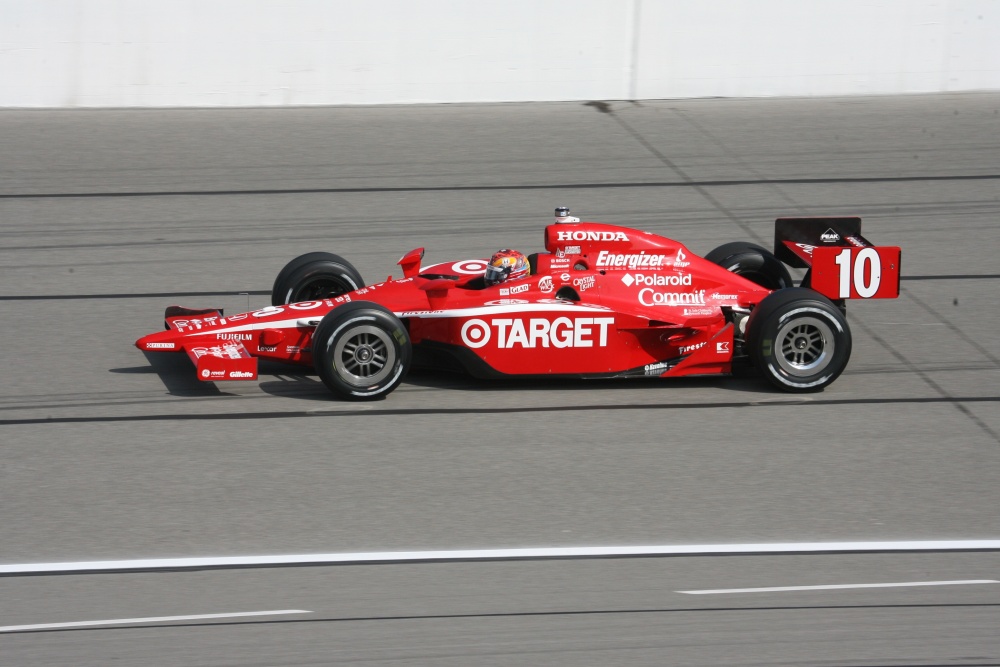 Dan Wheldon - Chip Ganassi Racing - Dallara IR-05 - Honda