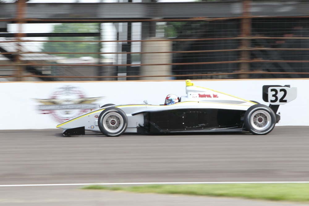 Brandon Wagner - Davey Hamilton Racing - Dallara IP2 - Infiniti