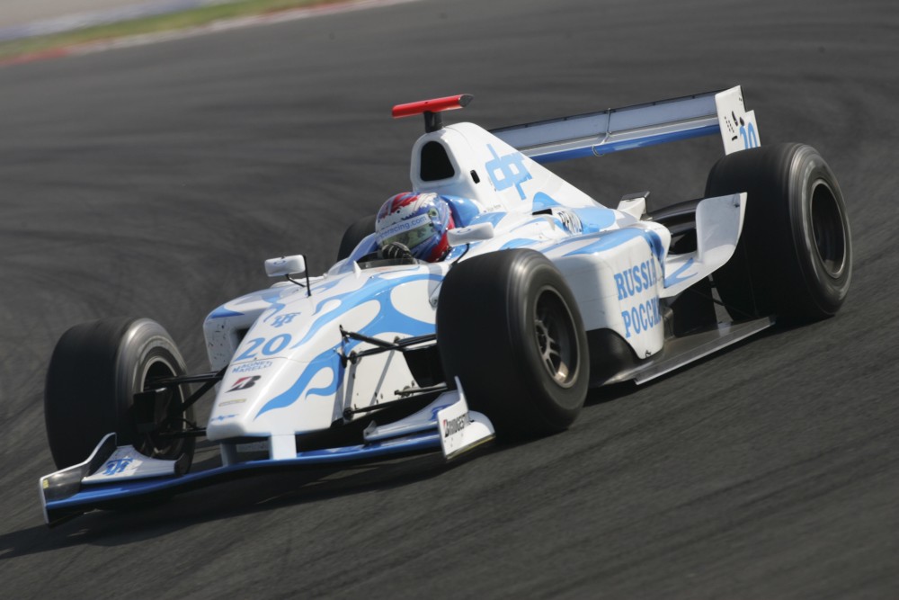 Vitaly Petrov - David Price Racing - Dallara GP2/05 - Renault