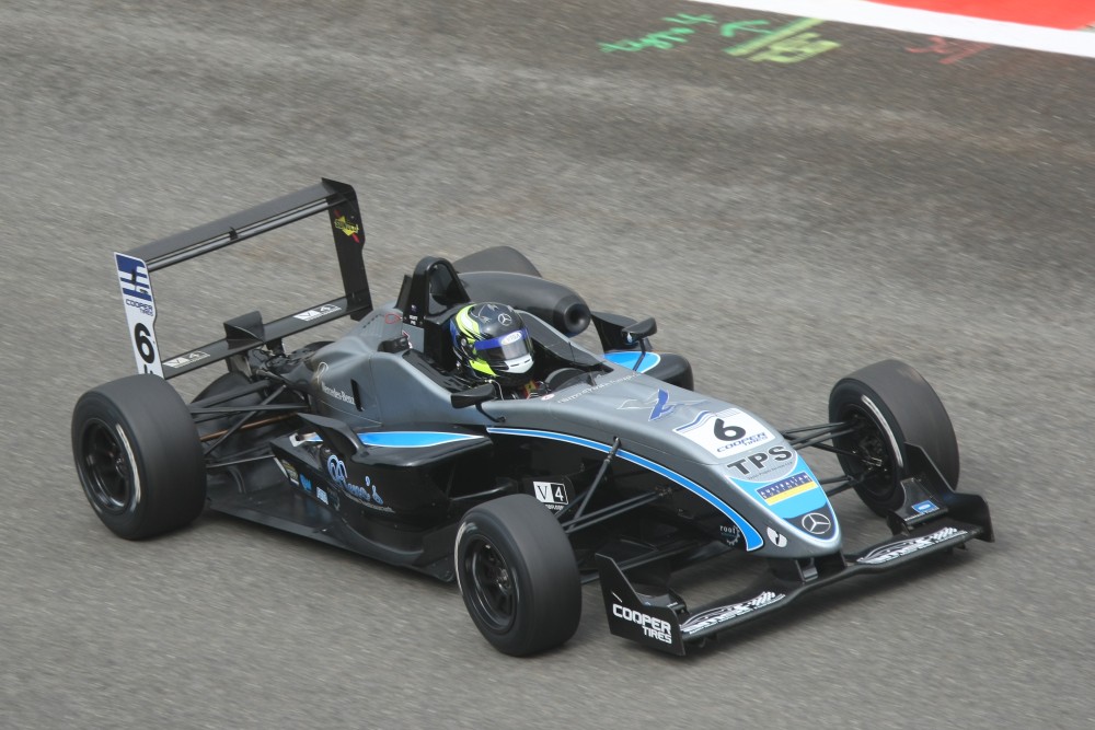 Scott Pye - Double R Racing - Dallara F308 - AMG Mercedes