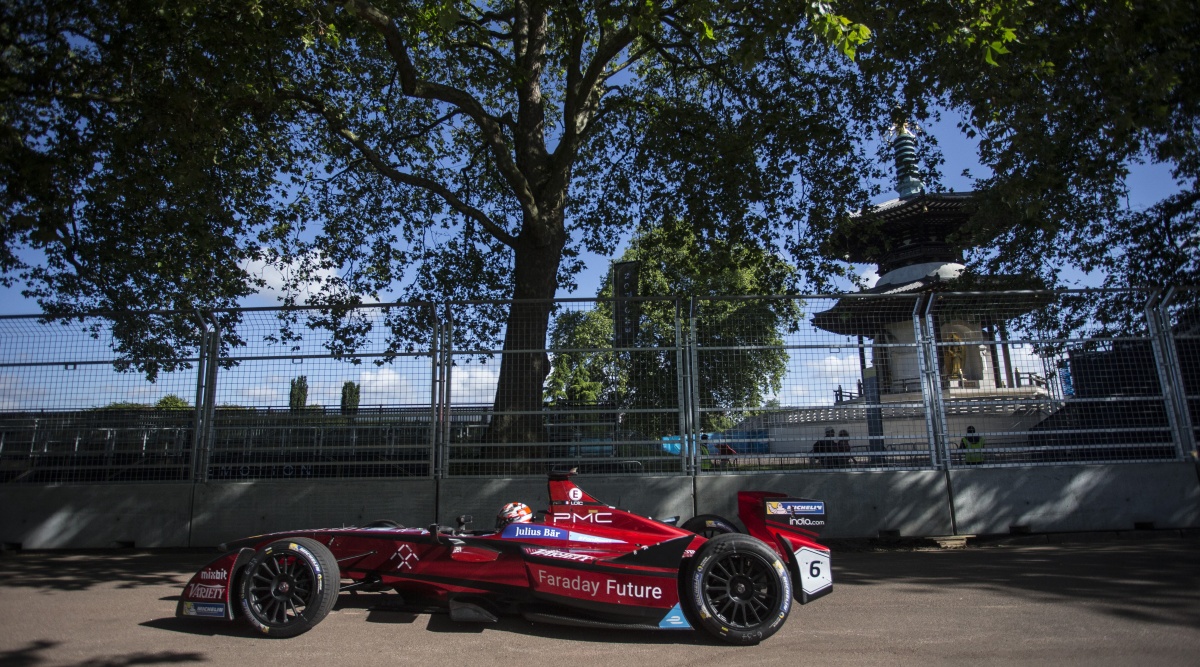 Loic Duval - Dragon Racing - Spark SRT 01E - Venturi