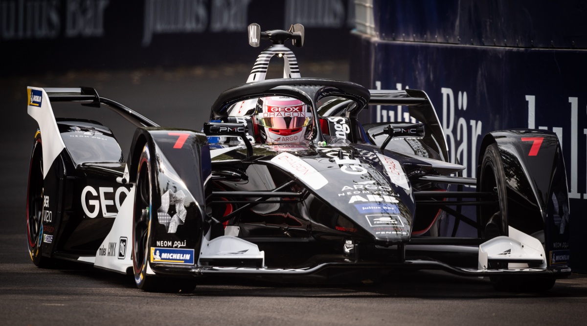 Nico Müller - Dragon Racing - Spark SRT 05E - Penske