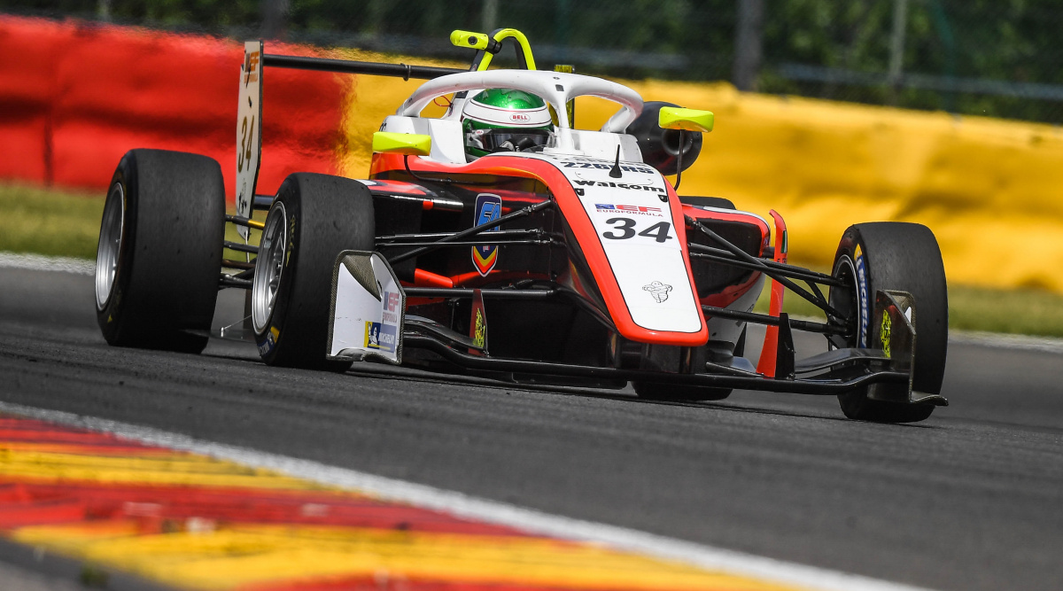 Enzo Trulli - Drivex - Dallara F320 - HWA Mercedes