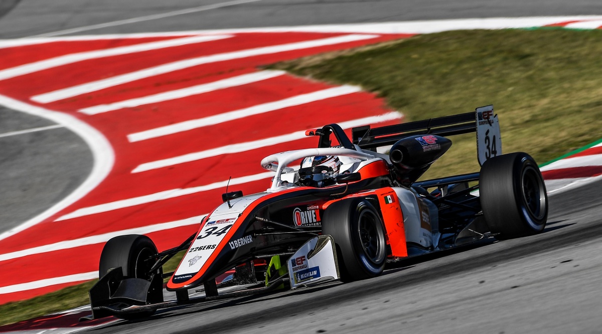 Rafael Villagómez - Drivex - Dallara F320 - HWA Mercedes