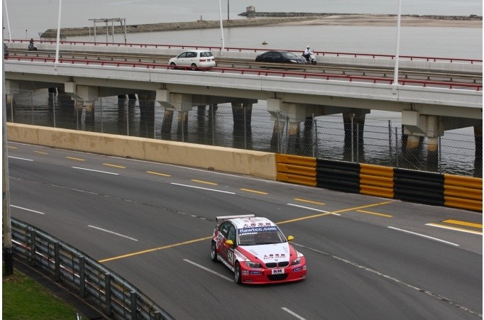 Joseph Rosa Merszei - Engstler Motorsport - BMW 320si (E90)