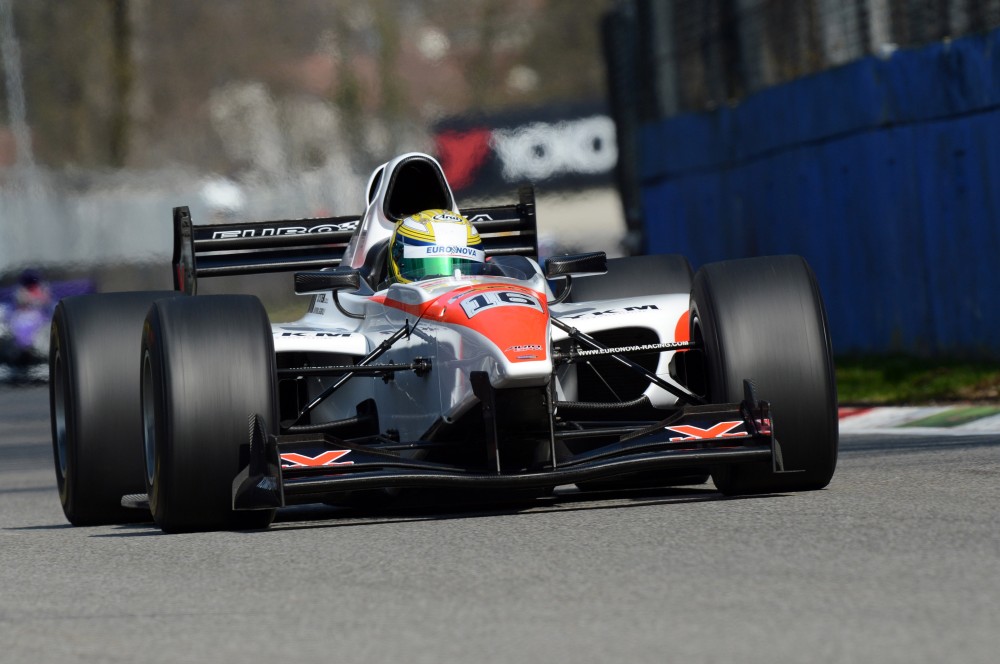 Kimiya Sato - Euronova Racing - Lola B05/52 - Zytek (2013)