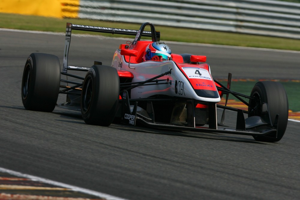 Félix Juan, IV. Serrallés - Fortec Motorsport - Dallara F312 - AMG Mercedes