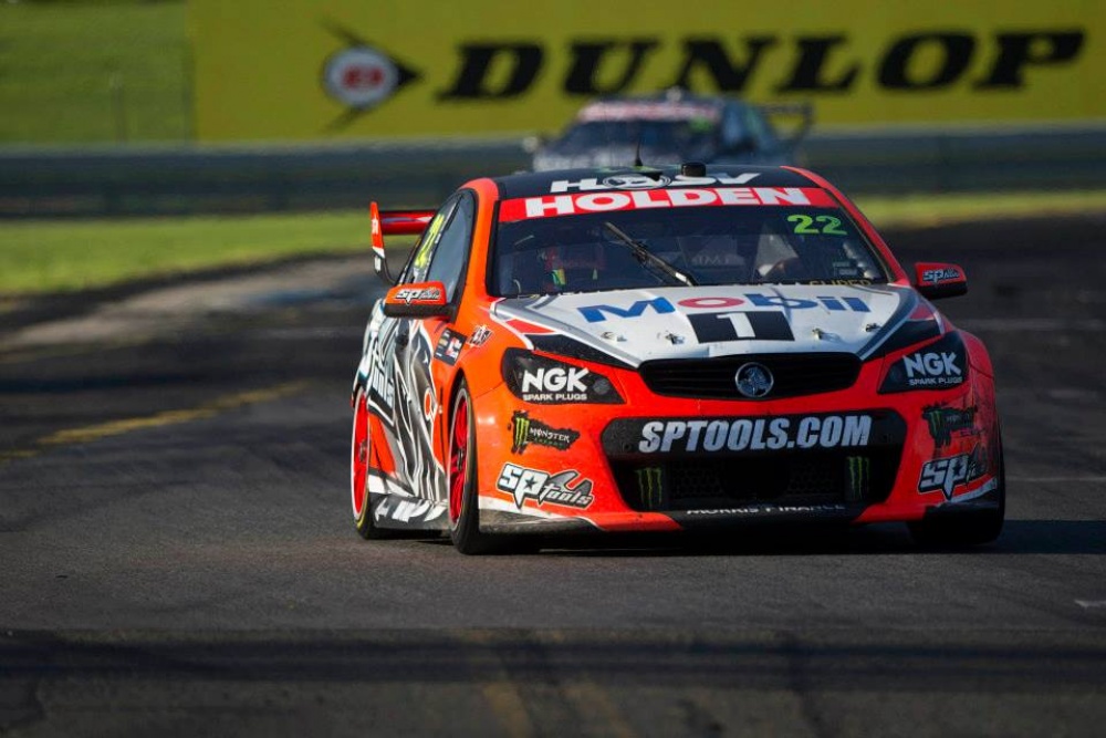 Russell Ingall - Walkinshaw Racing - Holden Commodore VF