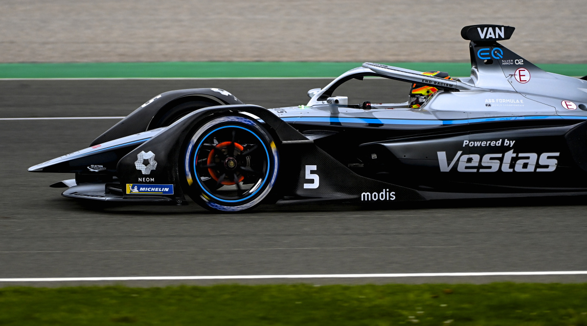 Stoffel Vandoorne - HWA Racelab - Spark SRT 05E - Mercedes
