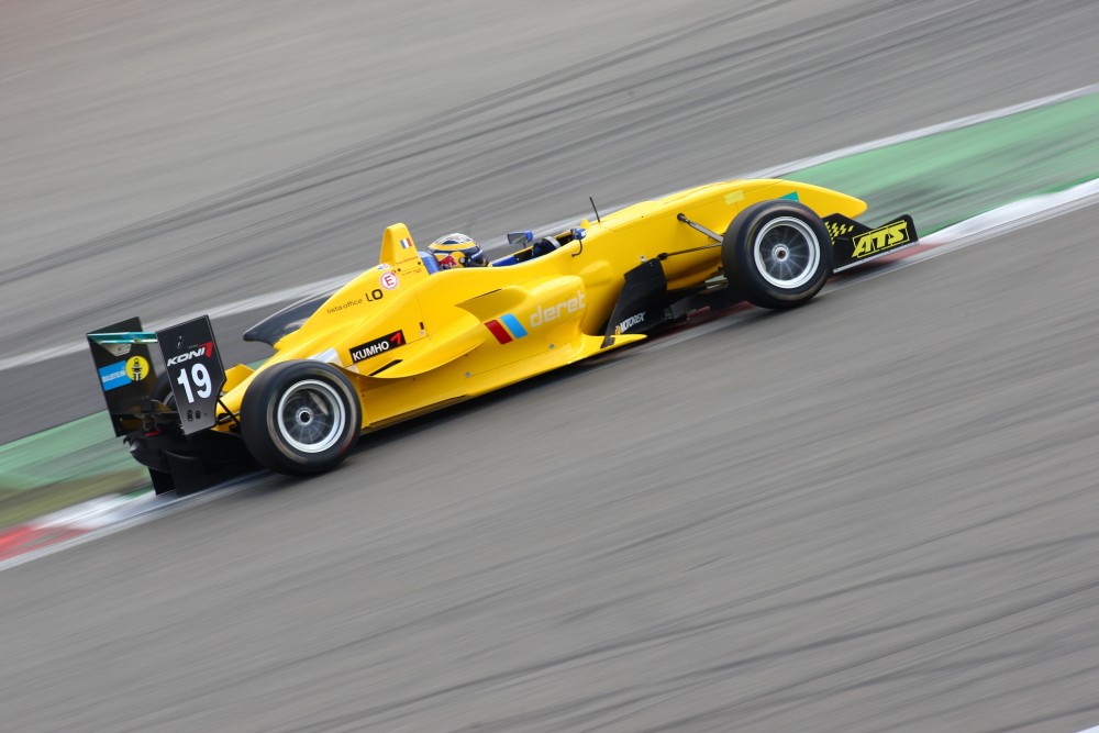Tom Dillmann - Jo Zeller Racing - Dallara F308 - AMG Mercedes