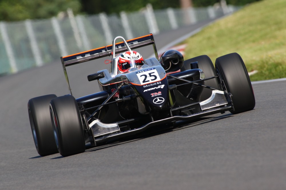 Kazuya Oshima - Manor Motorsport - Dallara F308 - AMG Mercedes