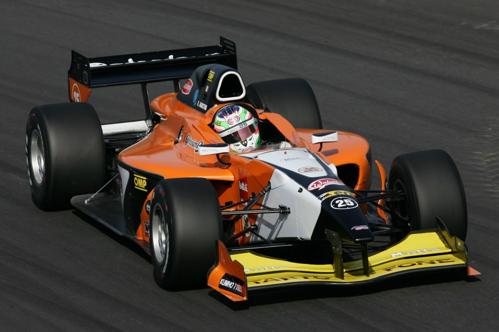 Riccardo Agostini - Manor MP Motorsport - Lola B05/52 - Zytek (2013)