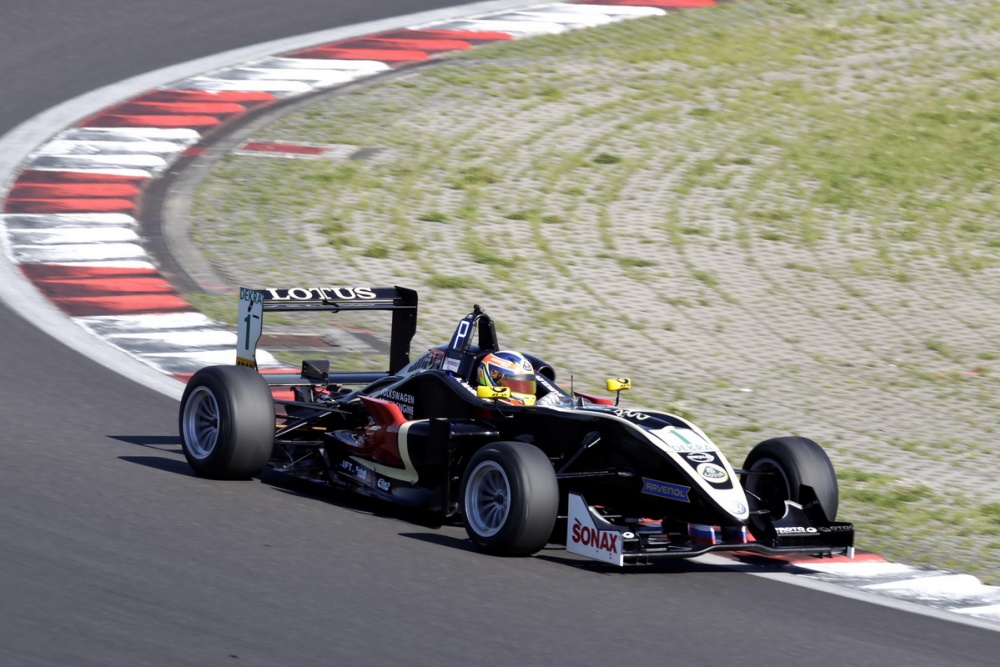 Artem Markelov - Motopark Academy - Dallara F308 - Volkswagen PE