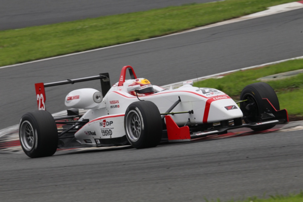 Daiki Sasaki - NDDP Racing Daiki Sasaki - NDDP Racing - Dallara F305 - TOM's Toyota