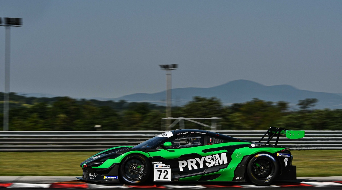 James Pickford - Optimum Motorsport - McLaren 720S GT3
