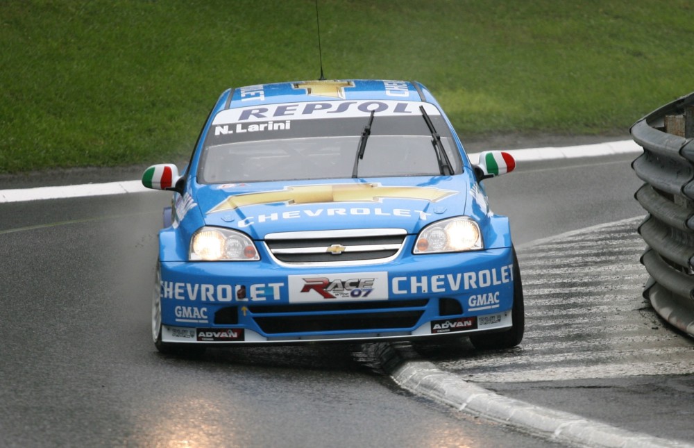 Nicola Larini - Ray Mallock Limited - Chevrolet Lacetti