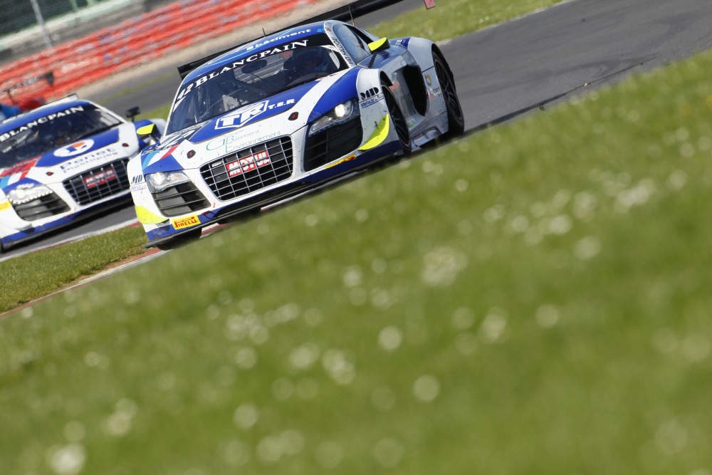 David Hallyday & Romain Monti & Ronnie Latinne - Sainteloc Racing David HallydayRomain MontiRonnie Latinne - Sainteloc Racing - Audi R8 LMS ultra