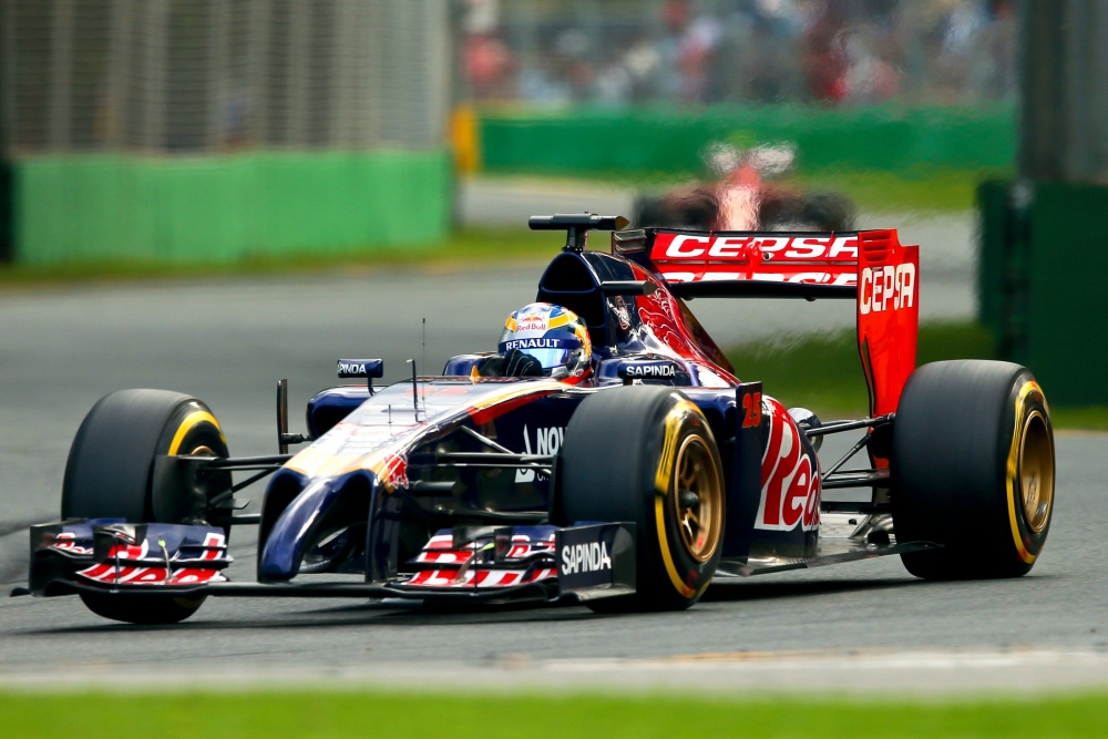 Jean-Eric Vergne - Scuderia Toro Rosso - Toro Rosso STR9 - Renault