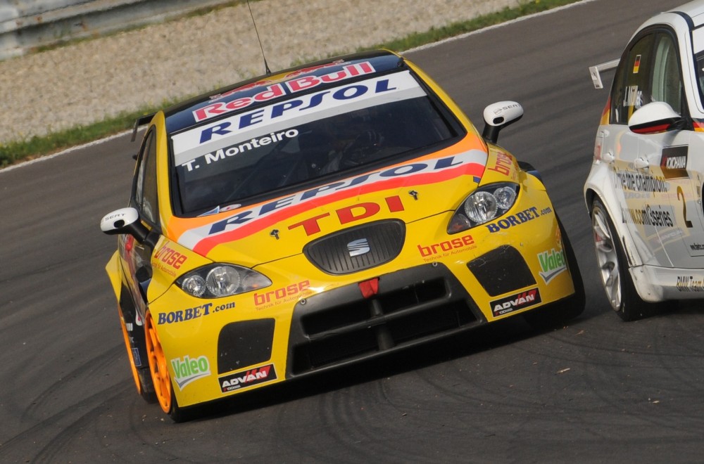 Tiago Monteiro - SEAT Sport - Seat Leon TDI