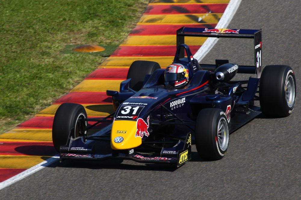 Stefano Coletti - Signature - Dallara F308 - Volkswagen