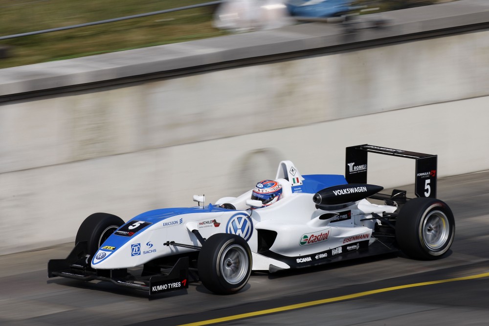 Edoardo Mortara - Signature - Dallara F308 - Volkswagen