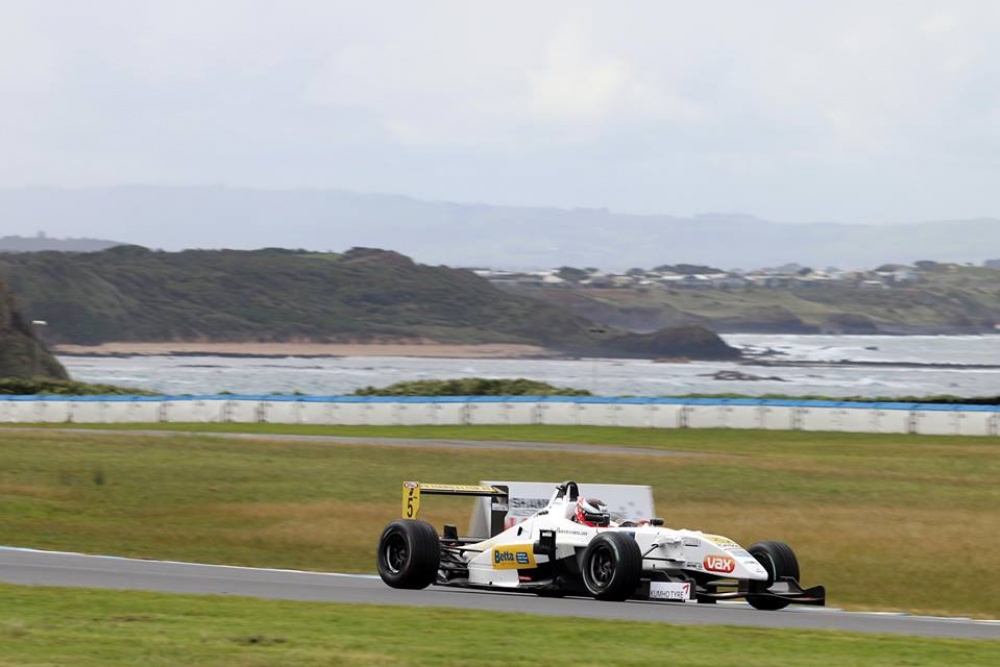 Chris Anthony - Team BRM - Dallara F305 - AMG Mercedes