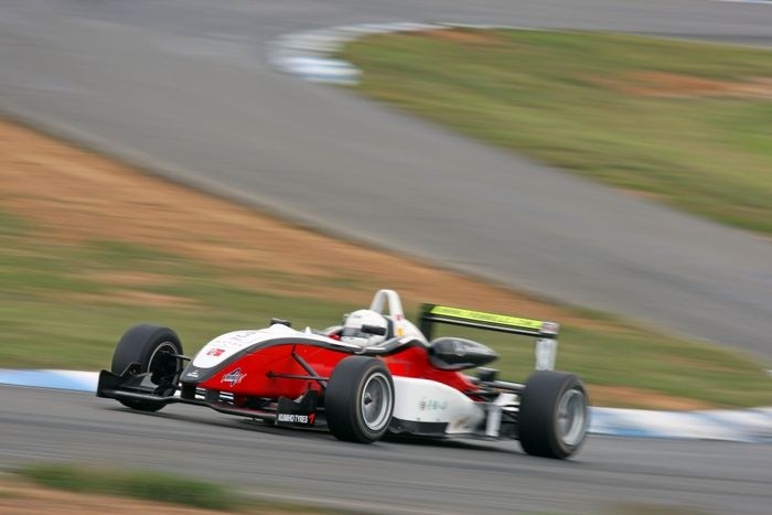 Zhang Shan Qi - Team BRM - Dallara F305 - AMG Mercedes