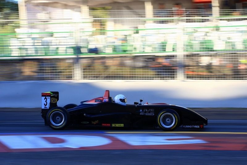 Mathew Radisich - Team BRM - Dallara F305 - AMG Mercedes