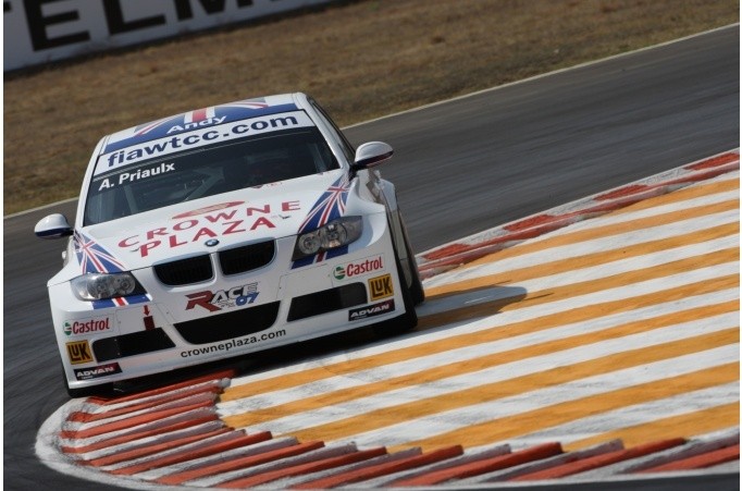 Andy Priaulx - Team RBM - BMW 320si (E90)