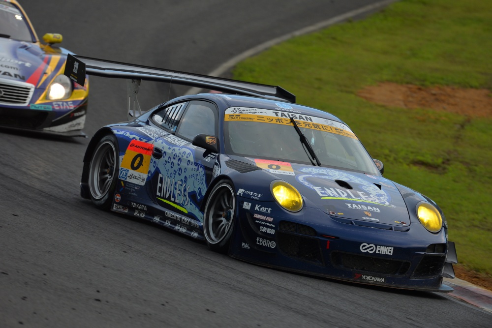 Kyosuke MineoNaoki Yokomizo - Team Taisan - Porsche 911 GT3 R (997)