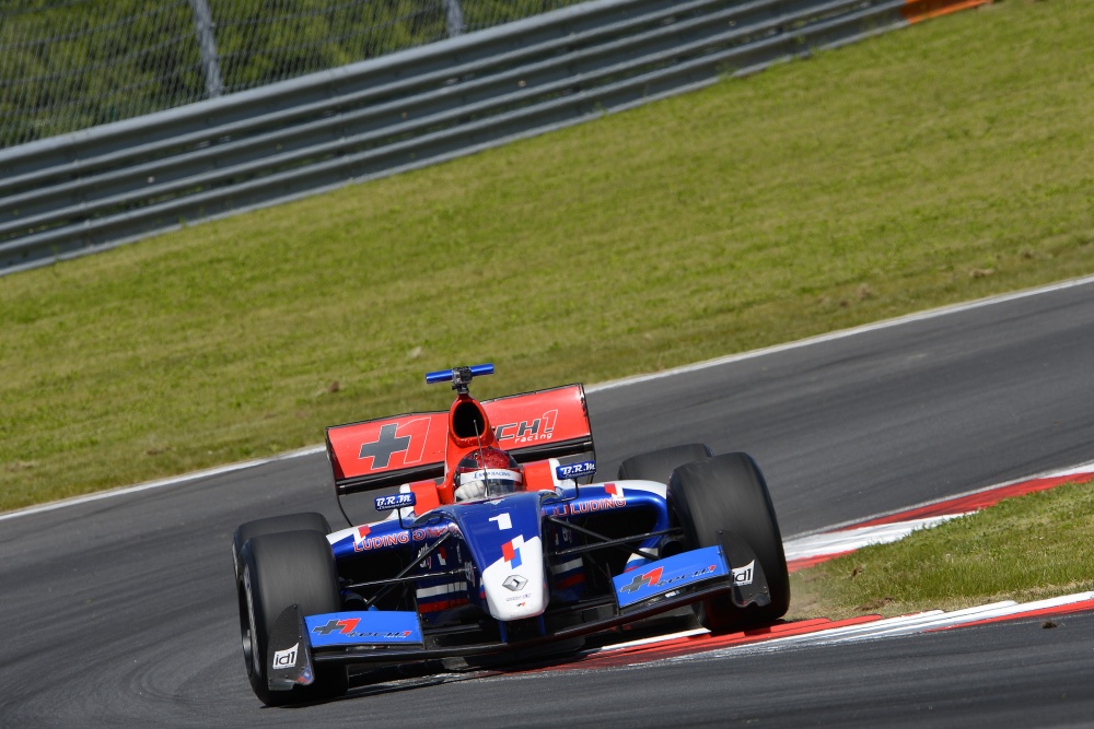 Michael Aleshin - Tech 1 Racing - Dallara FR35-12 - Renault