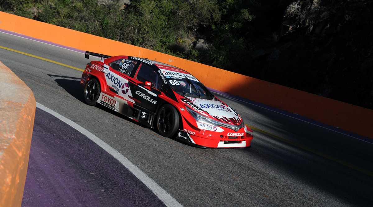 Julián Santero - Toyota Team Argentina - Toyota Corolla (E170) RPE V8