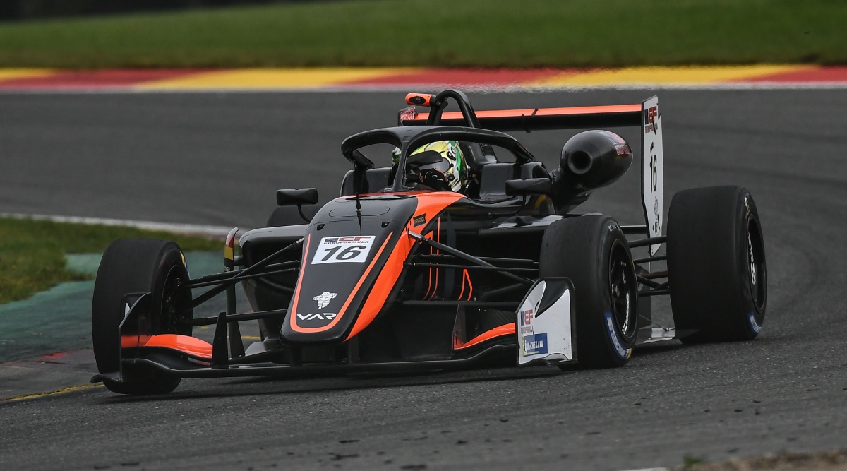 Andreas Estner - Van Amersfoort Racing - Dallara F320 - HWA Mercedes