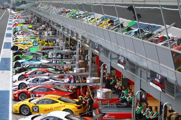 Saisonstart der Blancpain Langstrecken Serie