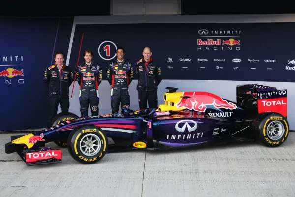 Formel 1 2014: Vorstellung des RedBull RB10 - Renault