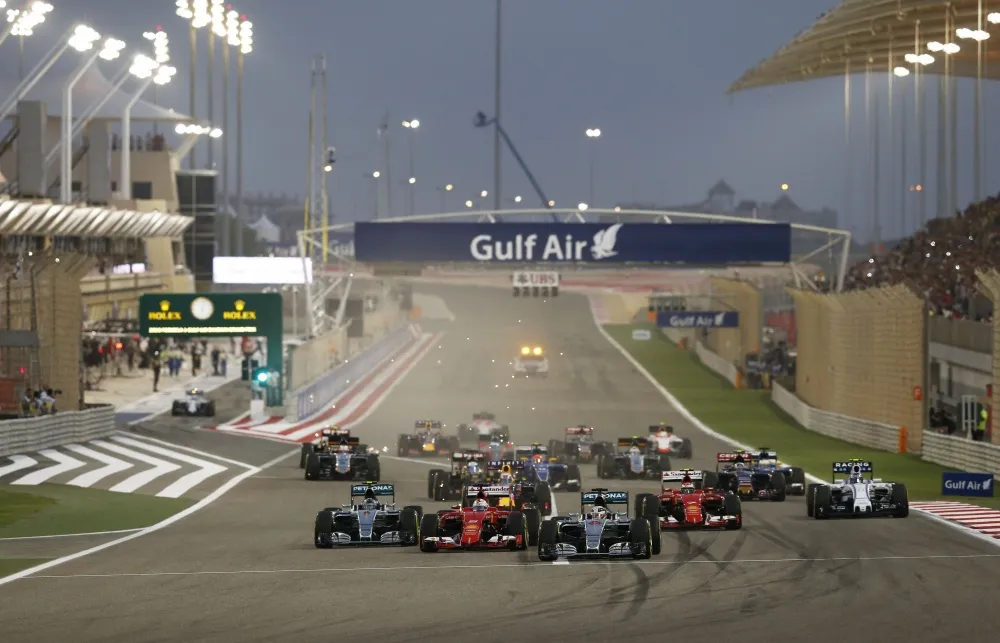 Start des GP von Bahrain 2015