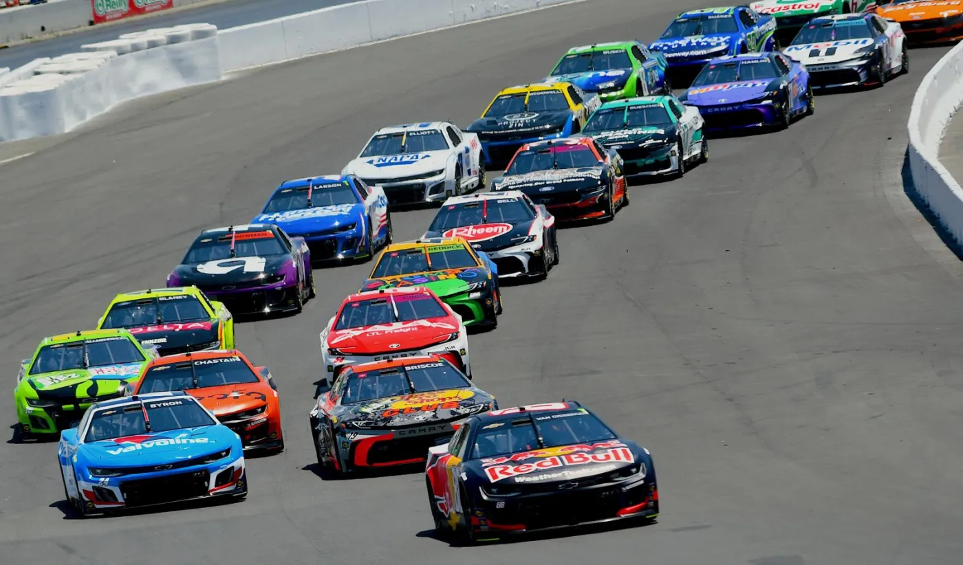 NASCAR Sonoma 2025 – Foto 1